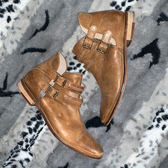 FREE PEOPLE Leather Braeburn Ankle Boots — 38/8 - Picture 2 of 11